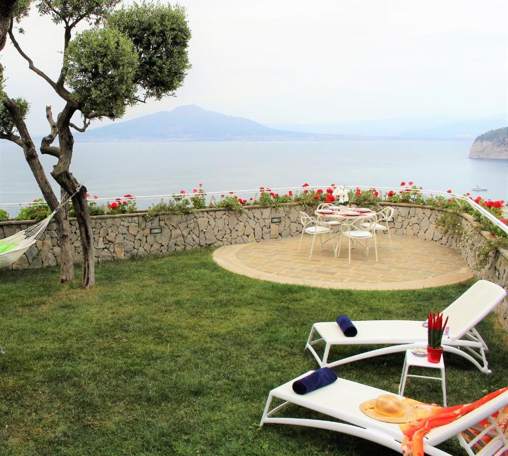 Mirasorrento Villa Екстериор снимка
