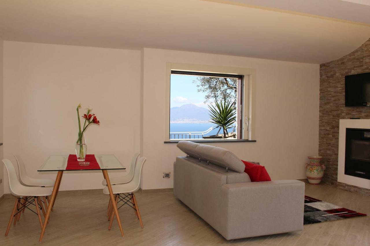Mirasorrento Villa Екстериор снимка